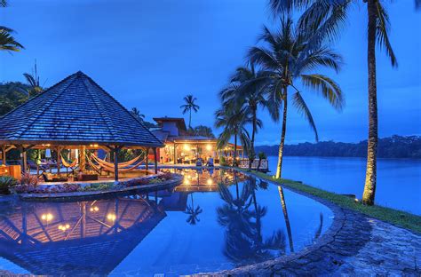 costa rica resorts honeymoon
